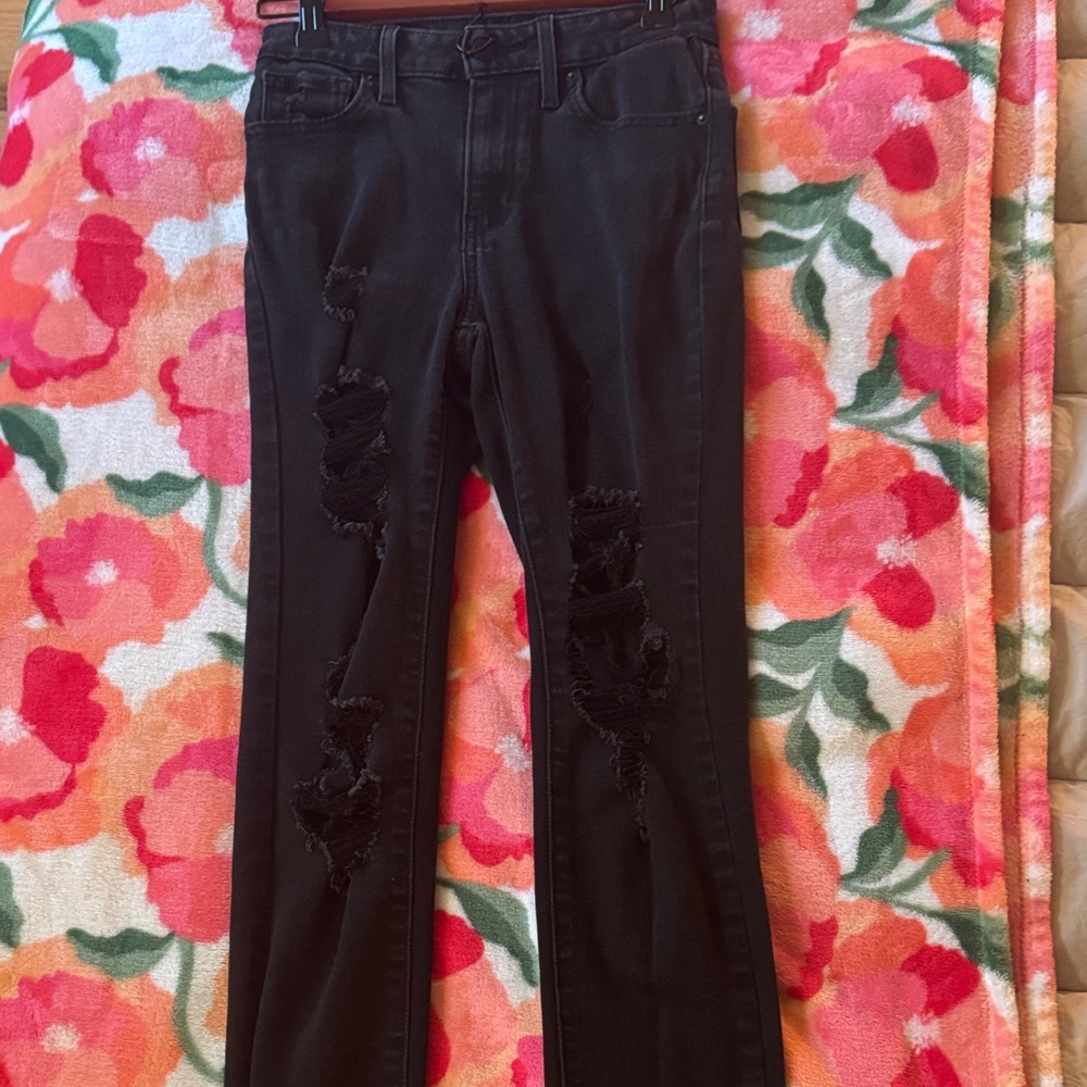Women's Black Distressed Skinny Jeans